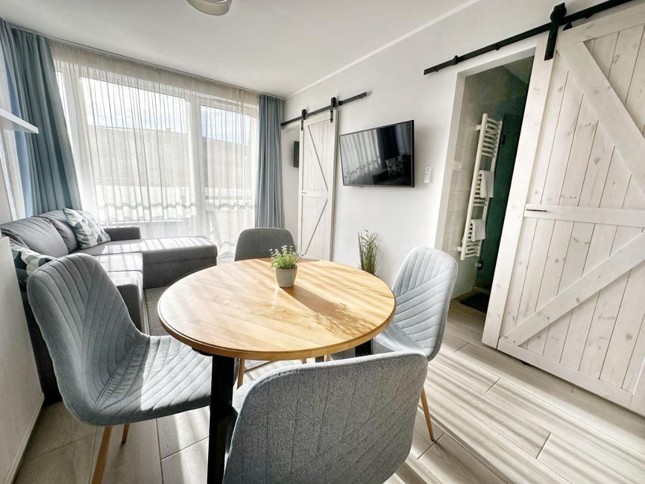 Marina Apartment By Dora Keszthely Eksteriør bilde